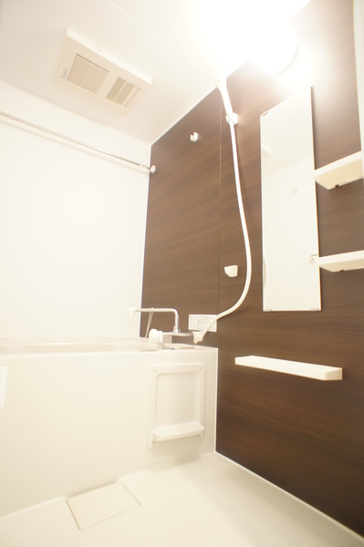 リブリ・YKBA北戸田の浴室