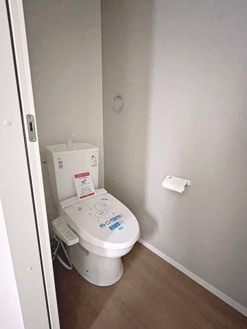 新築戸建・新築建売　郡山市片平町1期　小山田小・第六中のトイレ|各階にございますので、朝の混雑時や夜中の利用も安心です！