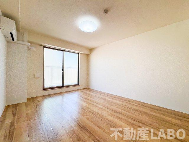 RB桑津の居間・リビング