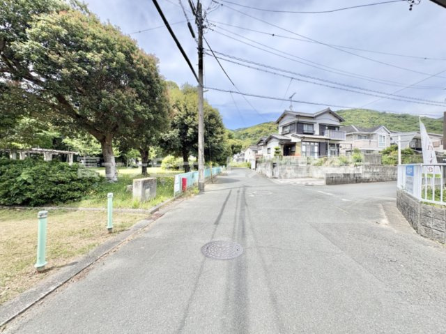 【前面道路含む現地写真】 | 豊橋市多米東町3丁目 中古戸建て | 前面道路含む現地写真です