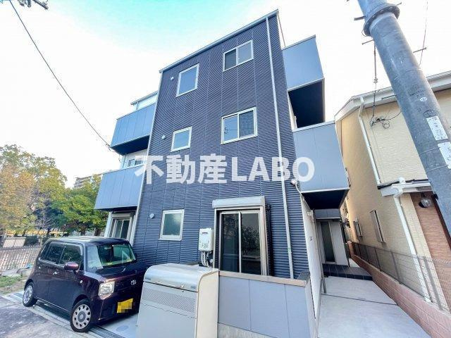 アレーズ駒川中野の外観