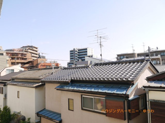 【展望】 | 前面には建物が見えますが、視線は気にならない印象。