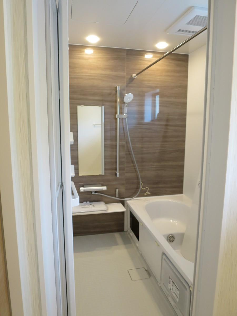 高知市旭天神町 B区画　未入居戸建ての浴室