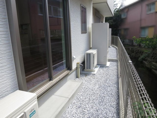 高知市旭天神町A　未入居戸建ての庭|簡単な家庭菜園も楽しめるお庭です