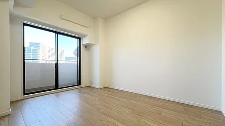 川口五丁目パーク・ホームズの洋室|ゆったりした洋室です