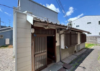 【外観】 | 大阪市西淀川区野里１丁目中古戸建　リフォーム済 | 築年数は不詳です。陽当たり良好な戸建住宅です！収益としてもご検討ください♪日当たり良好です！！
