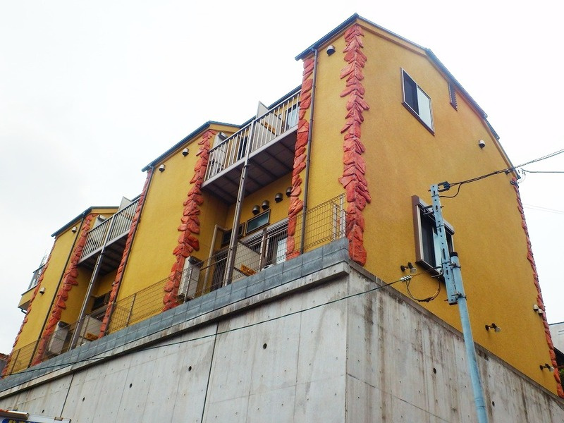 カスティーロ松ヶ丘の外観