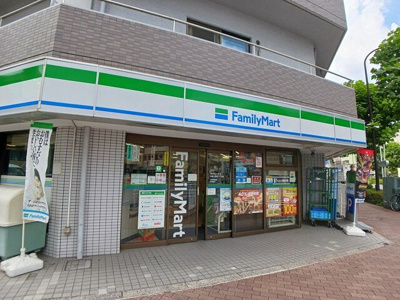 【周辺】 | Ｐｒｅｔｔｙ　Ｆｏｒｅｓｔ | ファミリーマートまで476m