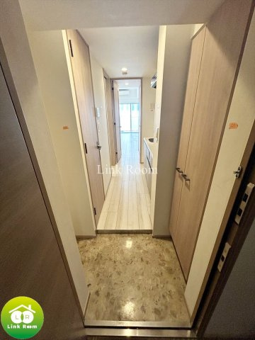 クレヴィスタ門前仲町グランの玄関