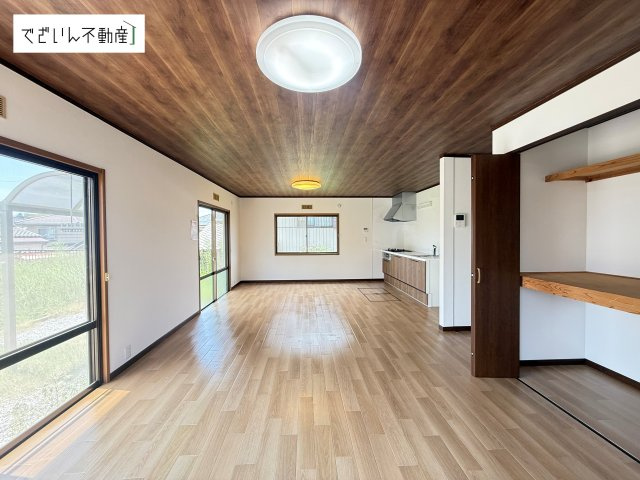 【居間・リビング】 | 熊谷市胄山　中古住宅   | 現地(2026年7月撮影)