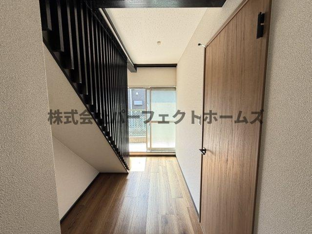 DMハイツ松丘の内装|明るい色調の室内です