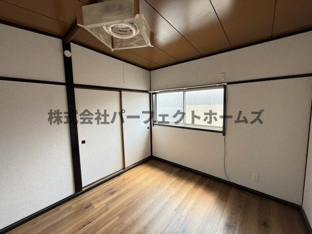 DMハイツ松丘の洋室|ゆったりした洋室です