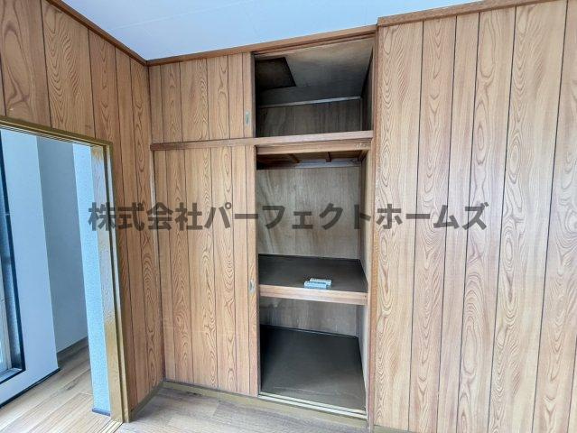 DMハイツ松丘の収納|便利な収納スペースです