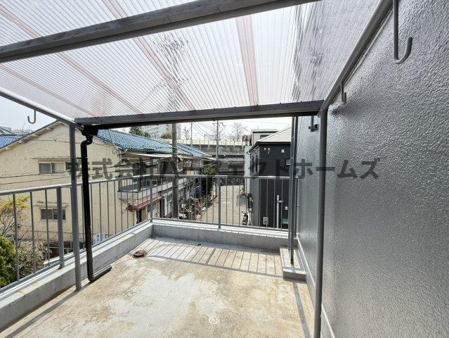 DMハイツ松丘のバルコニー|お洗濯にも便利なバルコニー付き