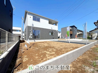 【収納】 | CRADLE GARDEN小山市横倉第4（Ⅰ期）1 | 広々とした玄関スペース♪たくさんの靴を収納できる下駄箱もございます。
