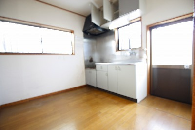飯塚町平屋のキッチン