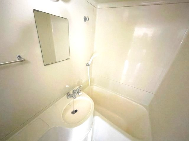 石原マンションの浴室