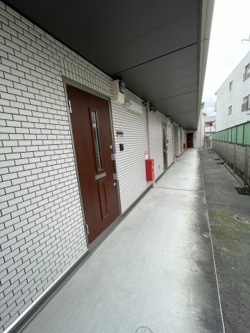 アザレアのロビー