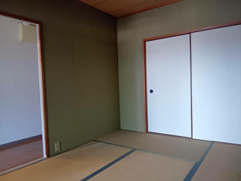 ハイラーク明石の和室