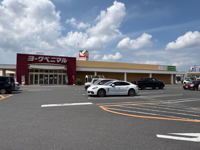 レオパレスクローバーの周辺