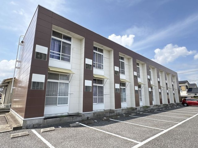 レオパレスクローバー