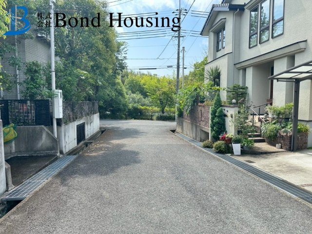 駐車2台　LDK16帖　西区樫野台2丁目　B号棟　新築戸建のその他