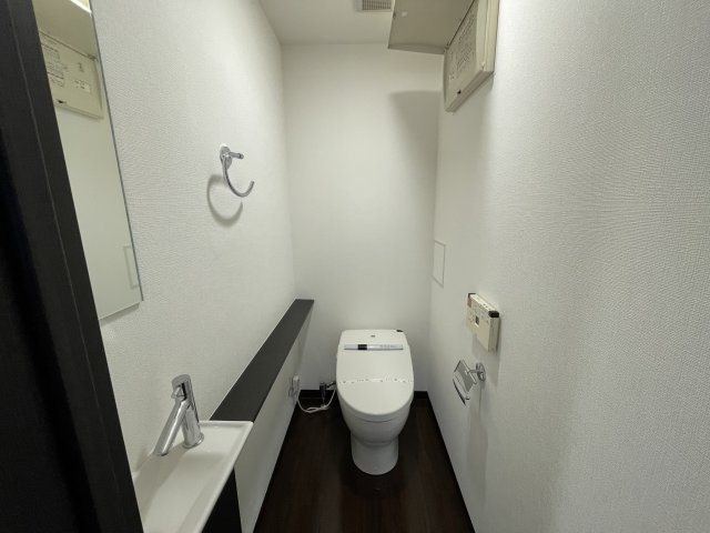 アステリオ北堀江 ザ・メトロタワーのトイレ|イメージとして同建物他部屋を表示しています