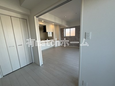 スプランディッド上本町WESTの洋室