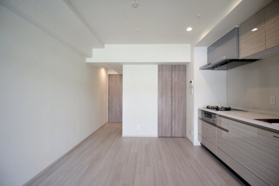 【居間・リビング】 | ソルプレサンス京都STATION RESIDENCE