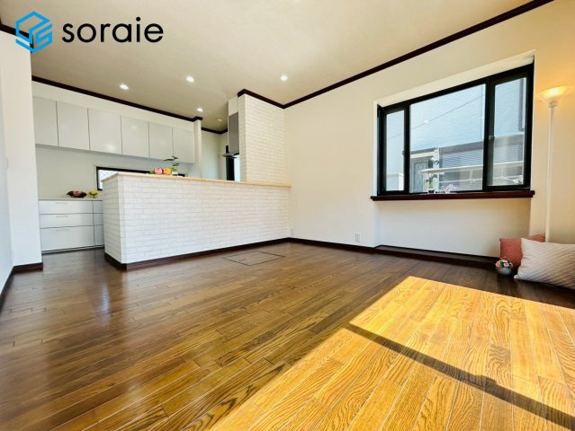 川越市大塚２丁目　中古戸建の居間・リビング|3/24撮影