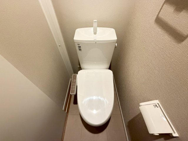 GAZELLE NOAH尼崎尾浜Ⅰのトイレ