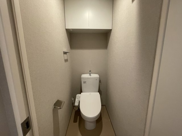 THE MUSIC COURTのトイレ|写真は、他部屋の同間取りとなっております。