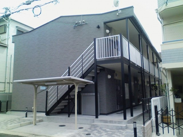 レオパレスやちよの外観