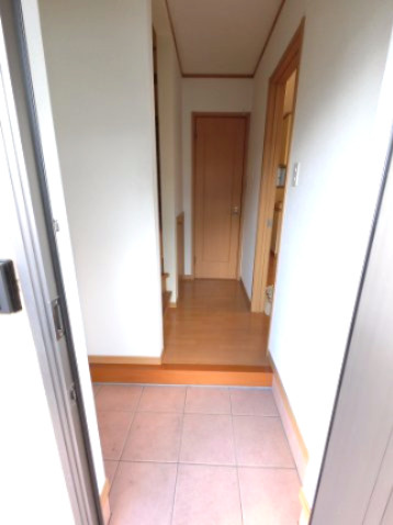 【玄関】 | フォレストサイド富里　C