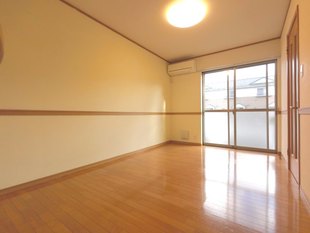 【居間・リビング】 | フォレストサイド富里　C