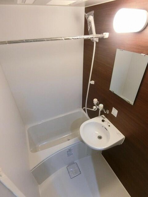 【浴室】 | リーヴェルポート横浜Ｌｉｓａ | 同建物別部屋参考
