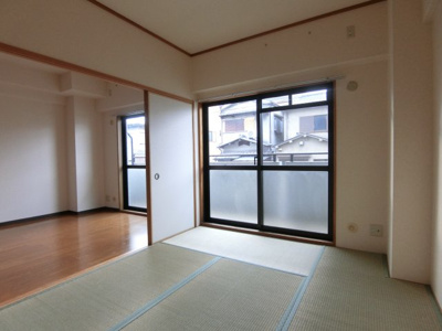 【内装】 | COTSWOLDS（コッツウォルド）