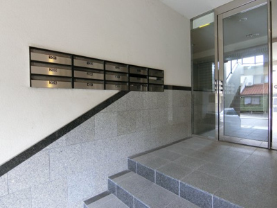 【エントランス】 | COTSWOLDS（コッツウォルド）