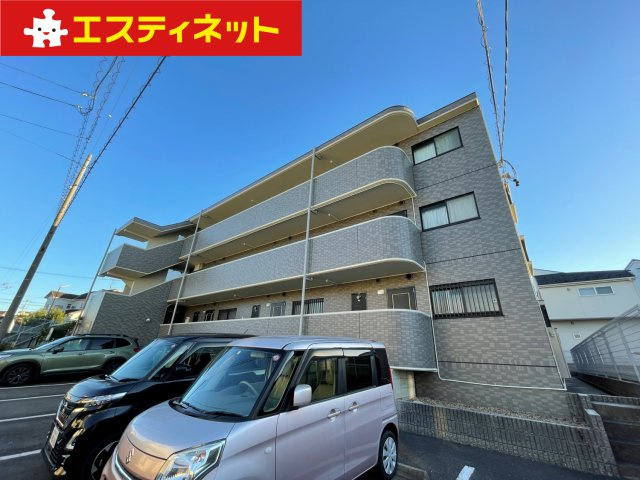 ファミール若草