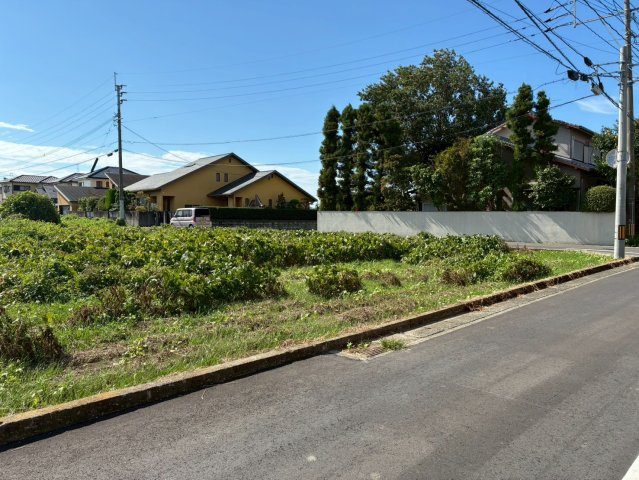 久留米市三潴町売地の前面道路含む現地写真