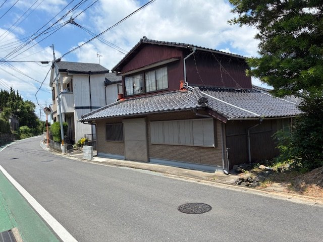 草野町吉木売地の外観