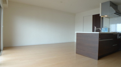 【居間・リビング】 | アルファステイツ大学病院通り