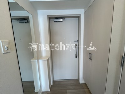 スプランディッド上本町WESTの玄関