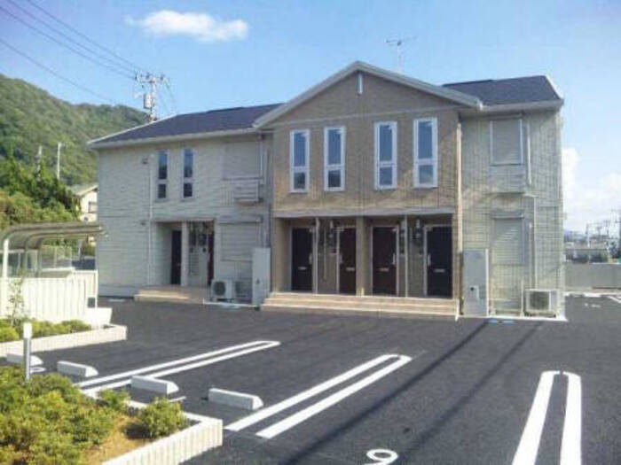 サニーコーストヒルズの外観