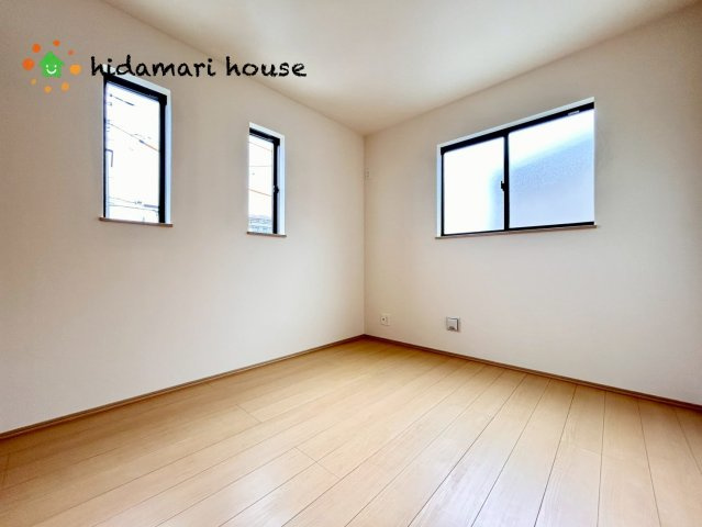 上尾市栄町78番1　新築戸建　ハートフルタウンAの洋室