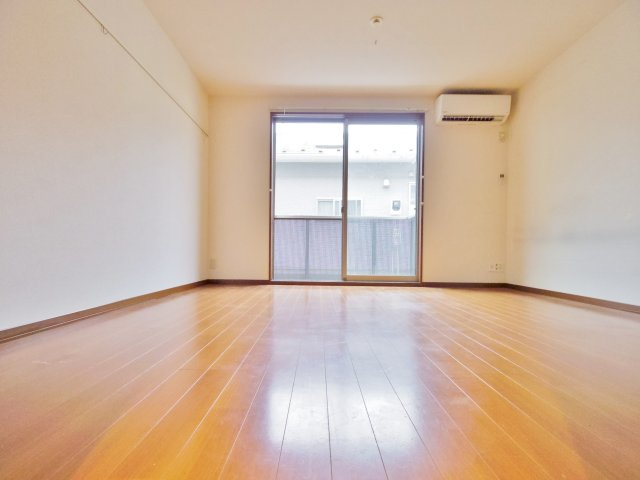 クレールメゾンの居間・リビング