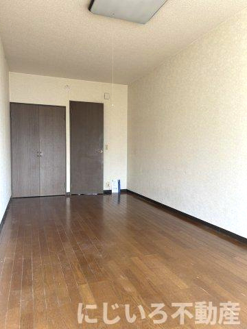 ラフィーネの寝室