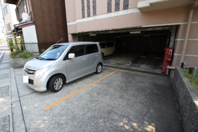 【駐車場】 | グローバル大津中央