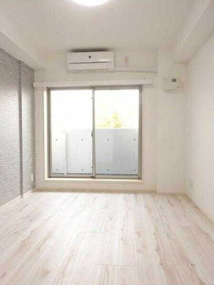 【居間・リビング】 | AZEST志村三丁目Ⅲ | こちらの居間で趣味の時間をお楽しみください