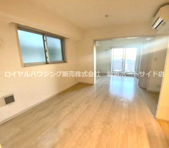 ※同タイプの室内写真になります。